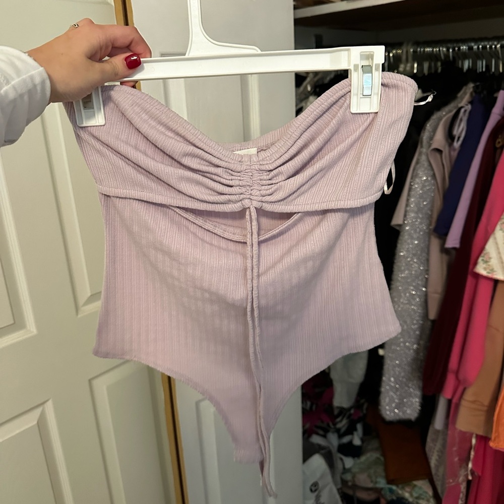 Lelis- worn once- purple body suit with cut out and cinch
